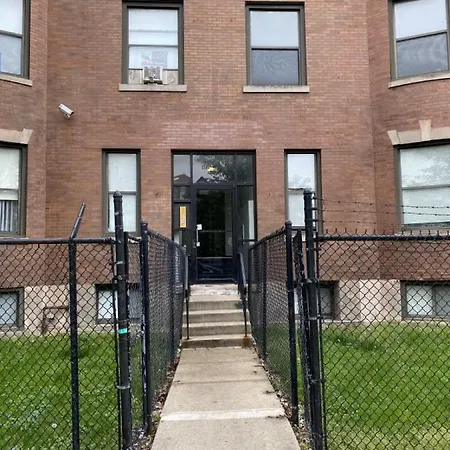 Stylish Urban Retreat 3 Bedroom Newly Remodeled Chicago Exterior photo